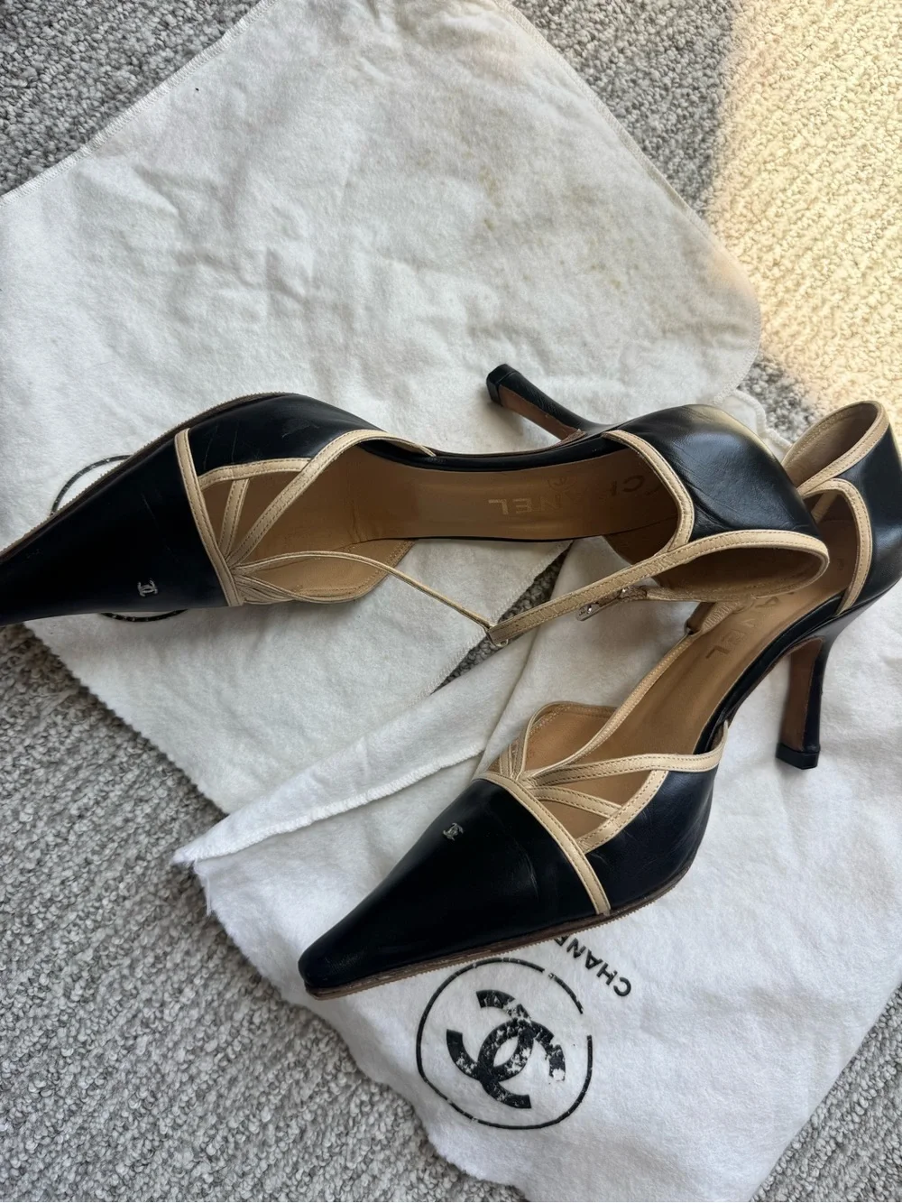 CHANEL heels vintage *BELLA HADID*